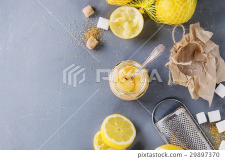 Homemade lemon curd 29897370