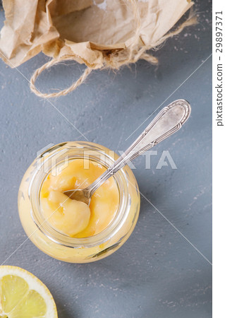Homemade lemon curd 29897371