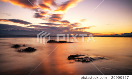 Sunrise on lake 29900527