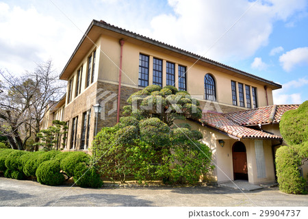 神戶學院岡山校區文學館（重要文化財產） 29904737