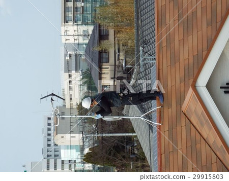 I will set up a TV antenna in a newly built house 29915803