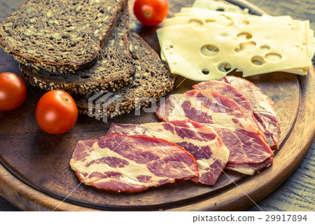 Sandwiches with ham and cheese Sandwiches with ham and cheese 29917894