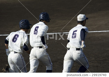 high school baseball  29919740