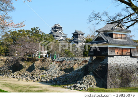 Early spring's Kumamoto castle Kumamoto earthquake restoration work 29920079