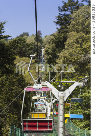 高雄山舉起新鮮的綠色 29933039