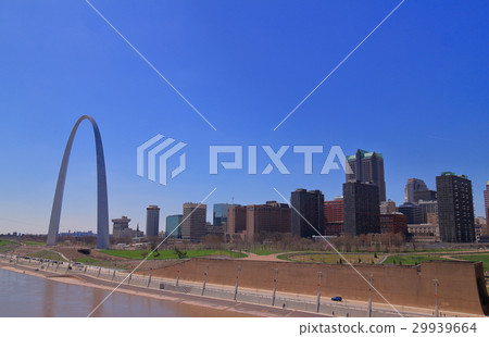 美利堅合眾國密蘇里州聖路易斯拱門和市中心 29939664