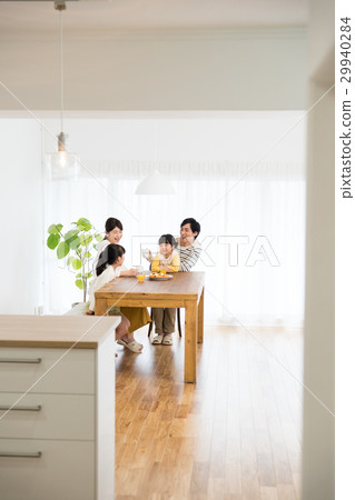 一個家庭 一個家庭 29940284