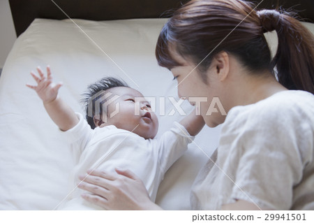 Parent and child of bedroom 29941501