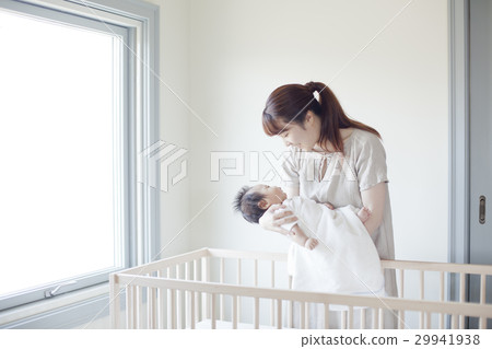 Newborns and mothers Newborns and mothers 29941938