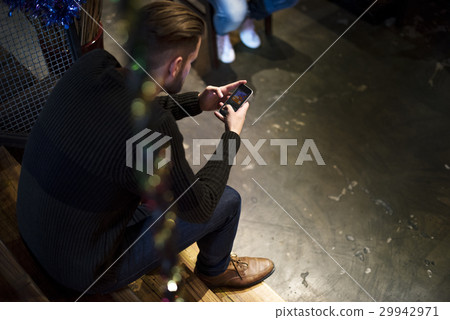 Men Use Mobile Phone Connection Social Network Men Use Mobile Phone Connection Social Network 29942971