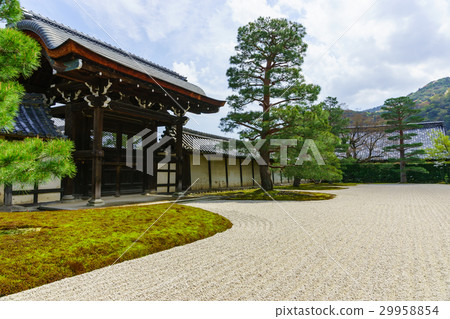 Tenryu-ji Temple of Arashiyama in Kyoto Tenryu-ji Temple of Arashiyama in Kyoto 29958854