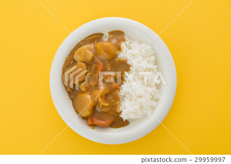 Curry and rice  29959997