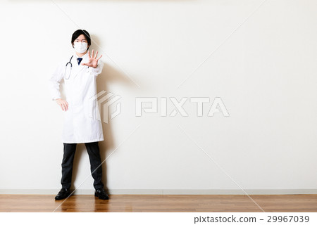 A white room with a doctor 29967039