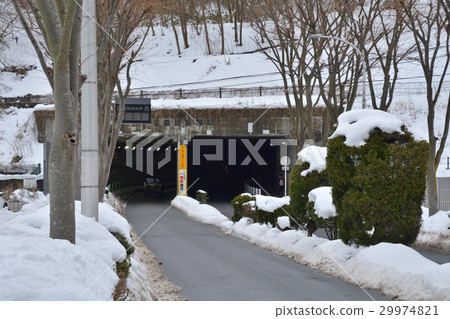 秋田市步行道：千秋隧道 29974821