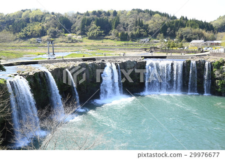 Oriental Niagara "Waterfall of Hatassari" 29976677