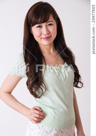 Women's Portraits 29977605