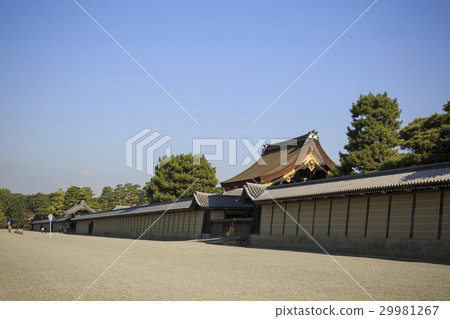 Kyoto Imperial Palace and Yichunmon 29981267