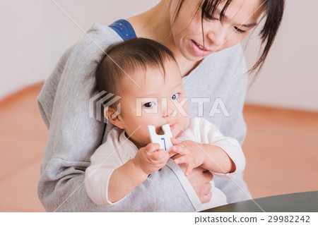 父母和孩子 29982242