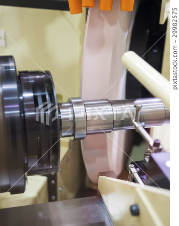 operator grinding mold and die part 29982575