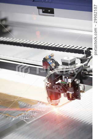 CNC Laser cutting machine cutting acrylic plate CNC Laser cutting machine cutting acrylic plate 29982587