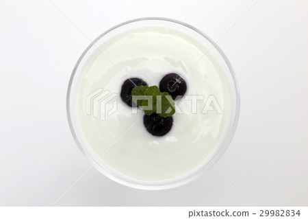 Yogurt  29982834