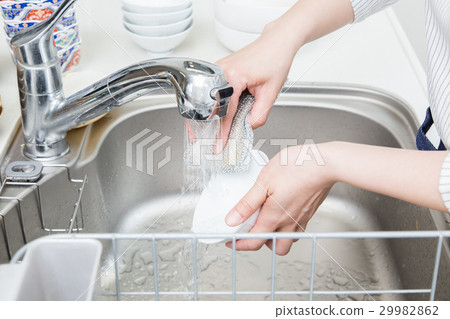 Housekeeping washing Housekeeping washing 29982862