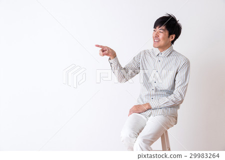 男性肖像 29983264