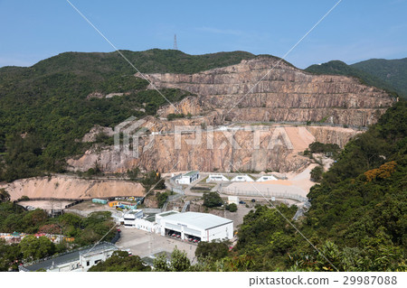 Quarry Lower Rolison Rd, Siu Ma Shan 2017 29987088