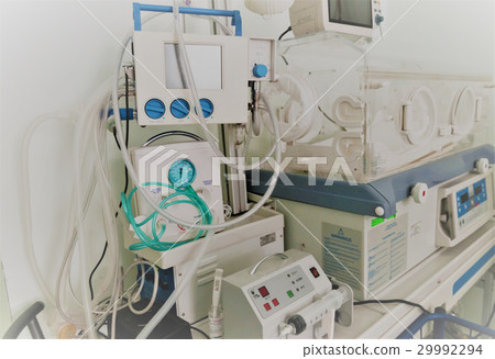 Infant incubator in hospital 29992294