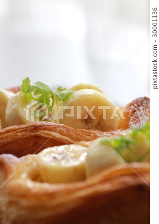 Banana Danish Dessert Bread Banana Danish Dessert Bread 30001136
