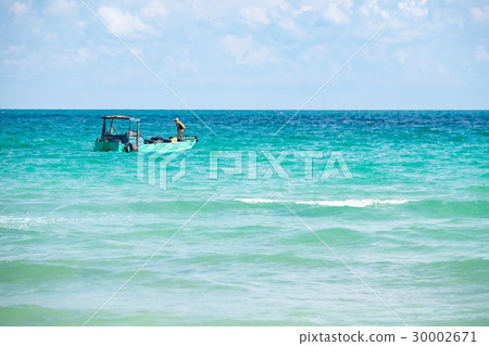 A beautiful day at pier, Nam Du island, Vietnam A beautiful day at pier, Nam Du island, Vietnam 30002671