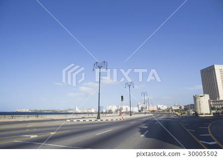 古巴哈瓦那的街道 古巴哈瓦那的街道 30005502