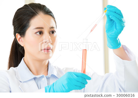 Young asian scientist  showing the passionate 30006016