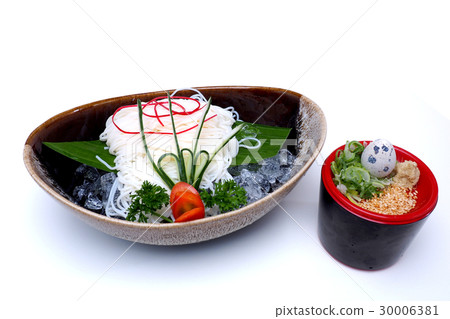 Japanese chilled noodles or Hiyashi Somen 30006381