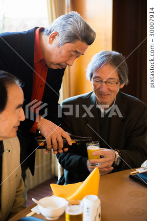 Senior Alumni Association Male 30007914