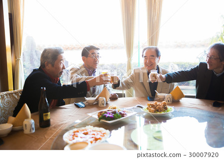 高級校友會敬酒 高級校友會敬酒 30007920