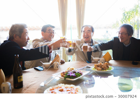 高級校友會敬酒 30007924