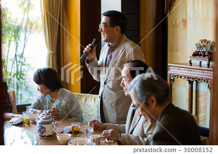 高級校友會卡拉OK男 30008152