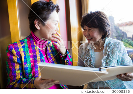 Senior Alumni association album nostalgic women 30008326