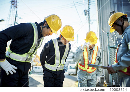 Construction site morning assembly hazard prediction activity 30008834