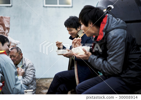 Construction site workers taking lunch Construction site workers taking lunch 30008914
