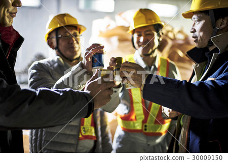 Construction site night work break 30009150