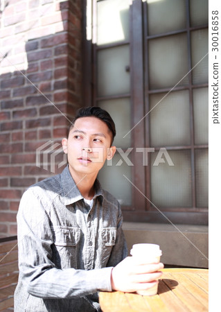 男性休閒(人們複製空間半菲律賓日本Snap肖像) 男性休閒(人們複製空間半菲律賓日本Snap肖像) 30016858