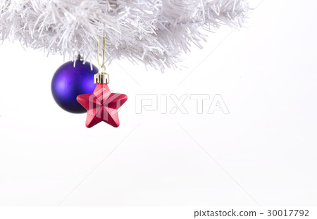 Christmas decorations on cristmas tree 30017792