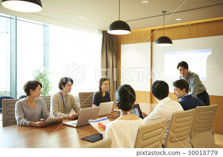 Business meeting 30018779