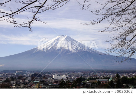 View of Fujisan in Yamanashi, Japan 30020362