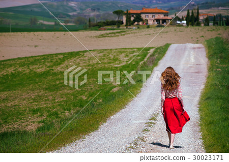 girl and a typical Tuscan landscape girl and a typical Tuscan landscape 30023171