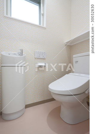 toilet  30032630