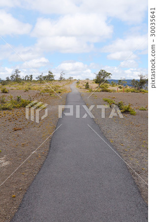 Hawaii Volcanoes National Park Kilauea 30035641