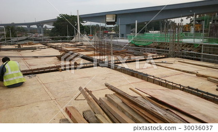 Timber form work and scaffolding 30036037